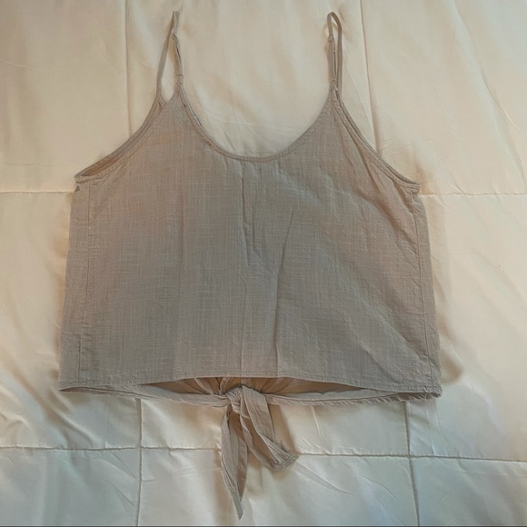 One ❤️ Clothing Gray/Cream Crop Top - Picture 4 of 4